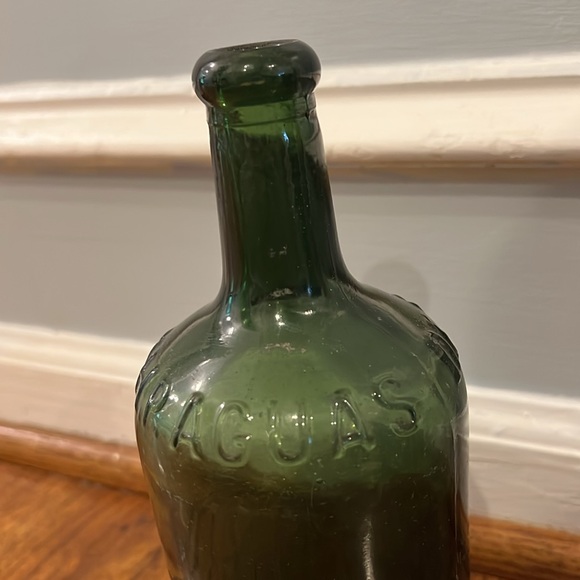 VINTAGE GREEN GLASS BOTTLE WITH GALIAC WRITING - Picture 2 of 6